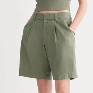 Everlane Linen Blend Pleated Shorts Size 8